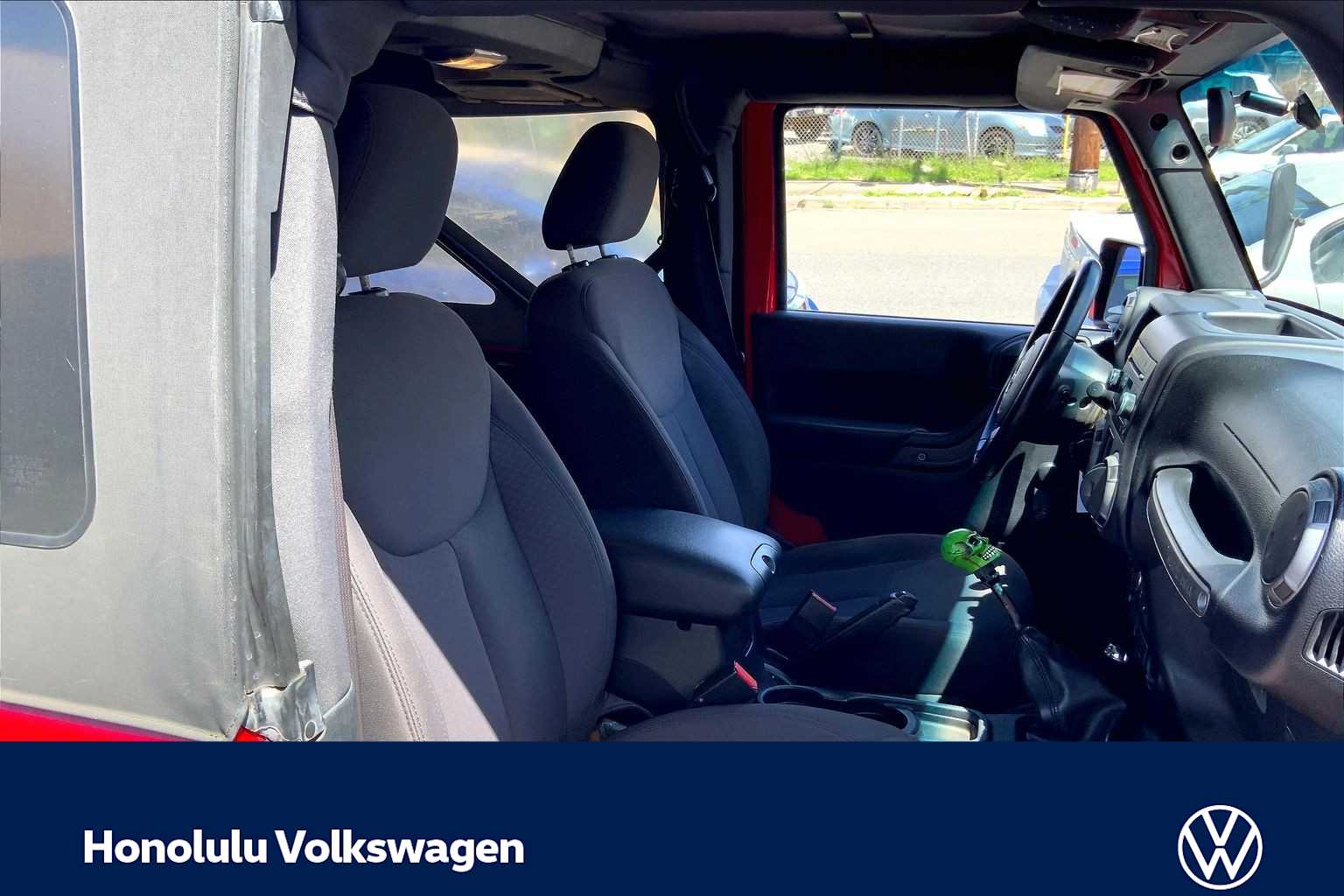 2017 Jeep Wrangler Sport S - Photo 13