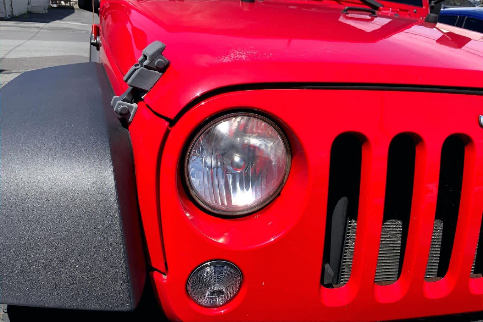 2017 Jeep Wrangler Sport S - Photo 31