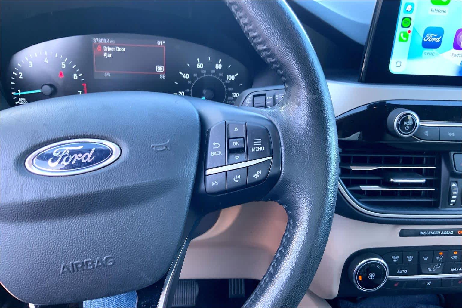 Thumbnail: 2020 Ford Escape - 25
