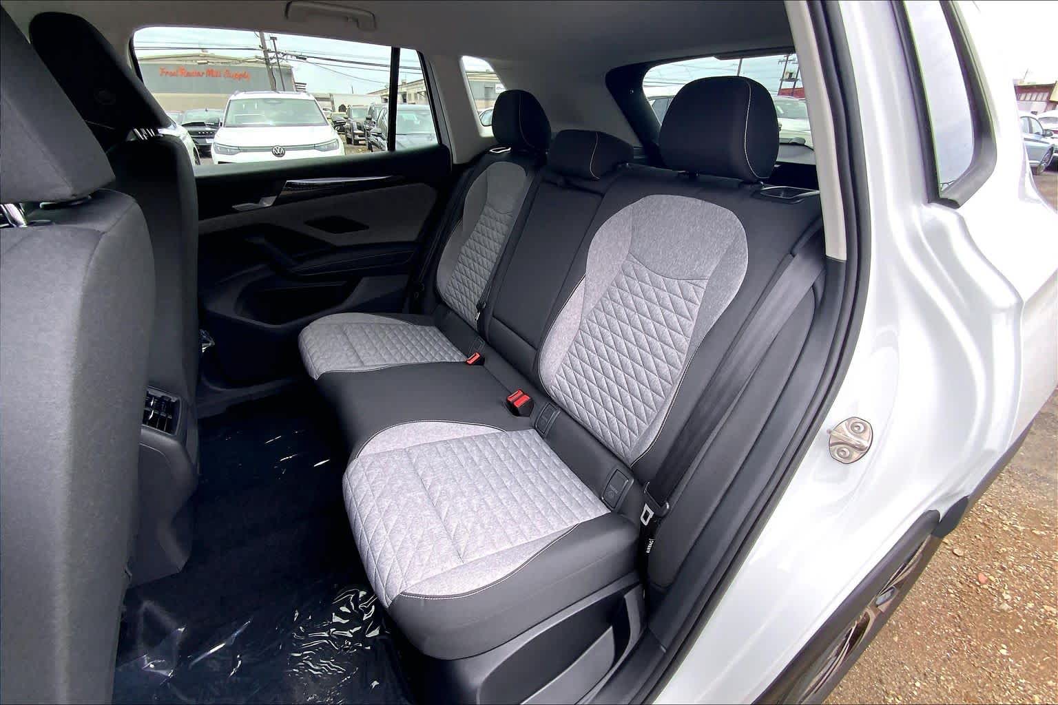 Thumbnail: 2026 Volkswagen Tiguan - 13