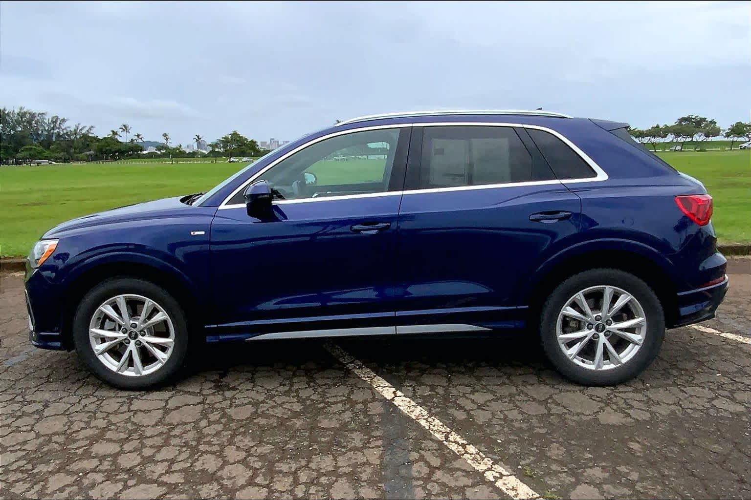 Thumbnail: 2022 Audi Q3 - 3