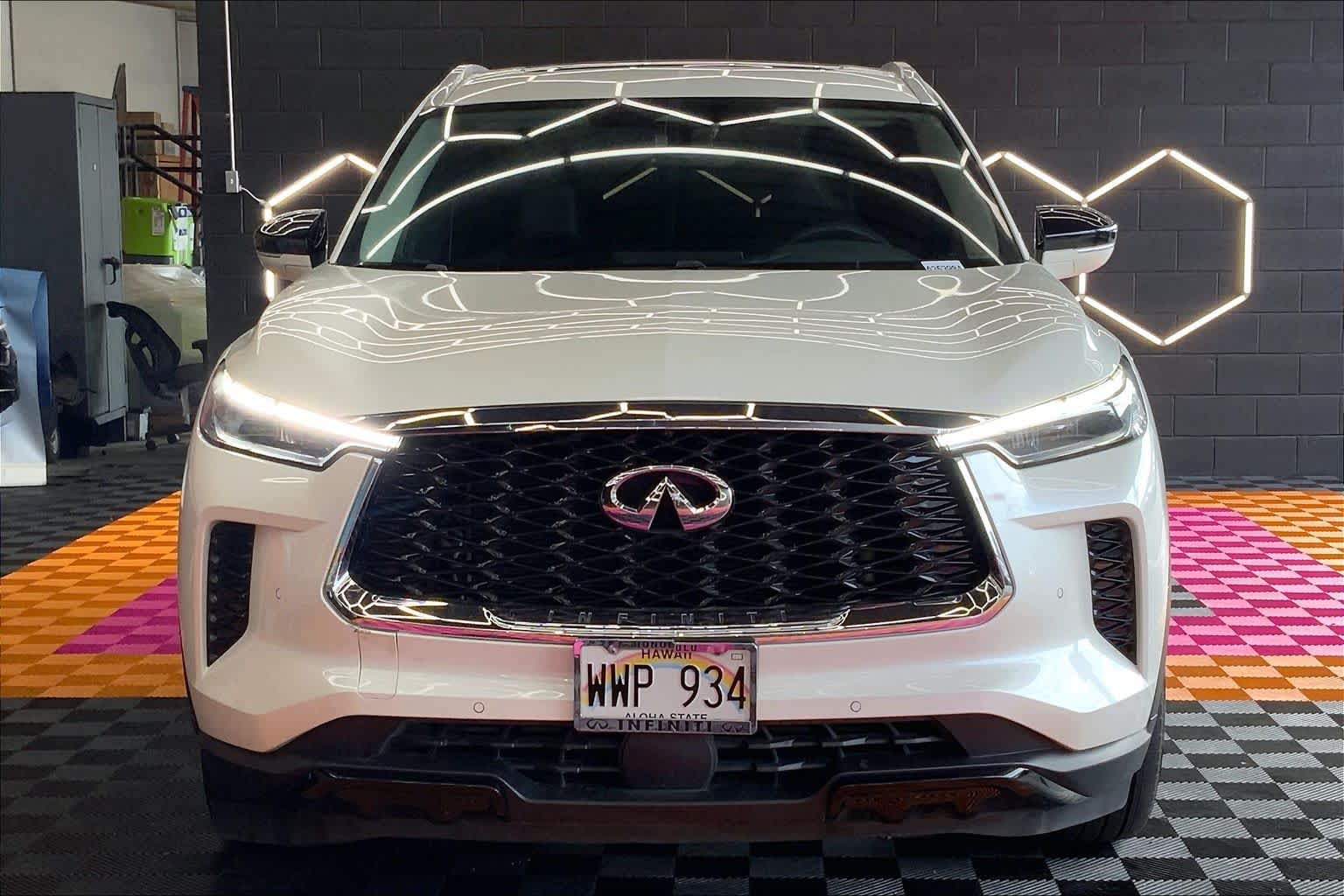 Thumbnail: 2023 INFINITI QX60 - 6