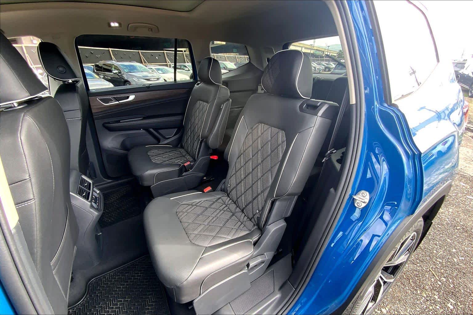 Thumbnail: 2026 Volkswagen Atlas - 13