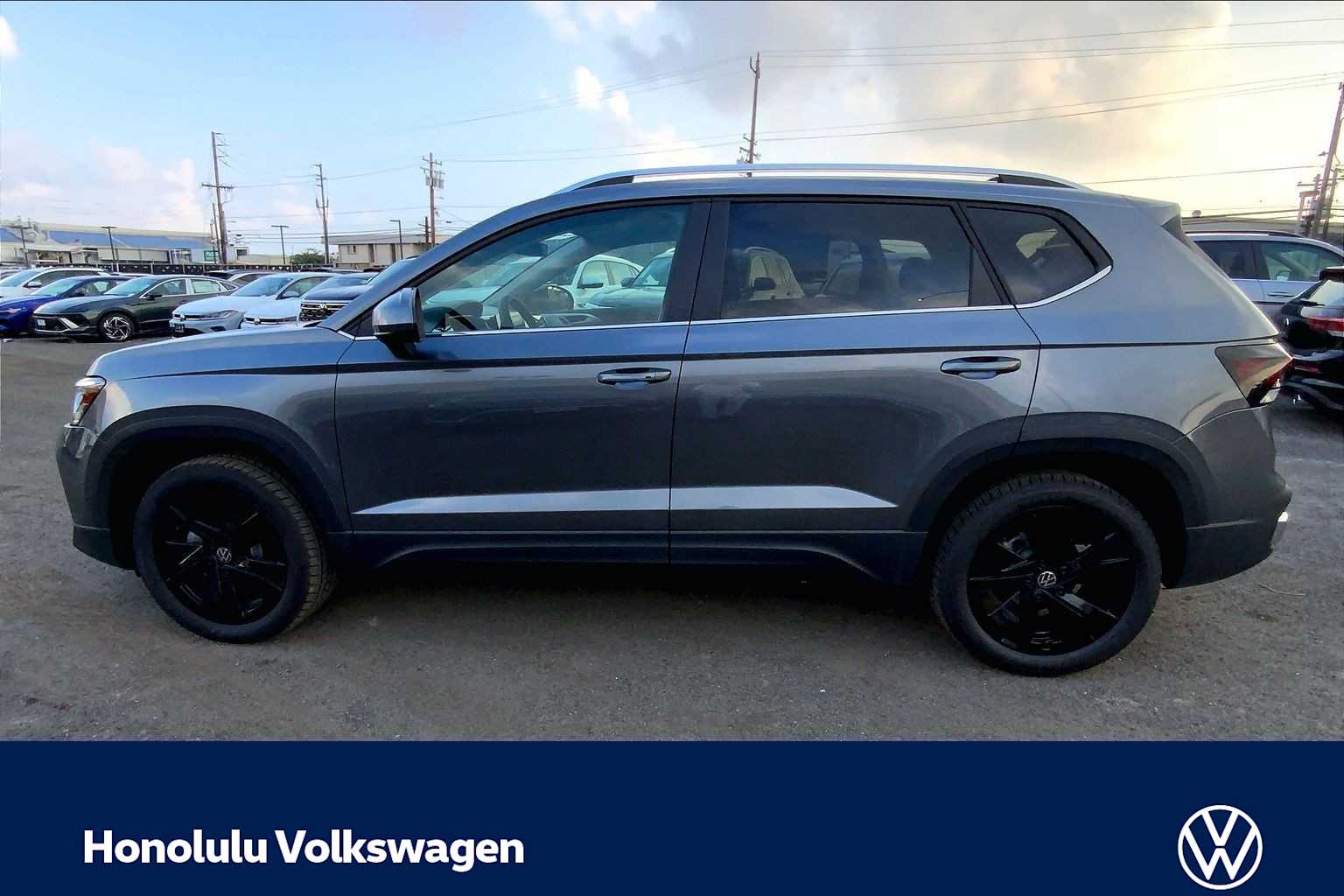 Thumbnail: 2026 Volkswagen Taos - 3