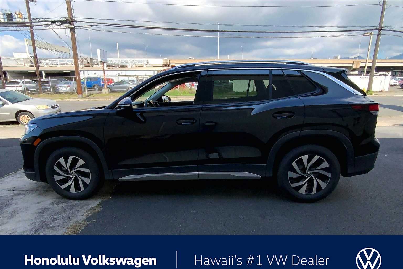 Thumbnail: 2026 Volkswagen Tiguan - 3