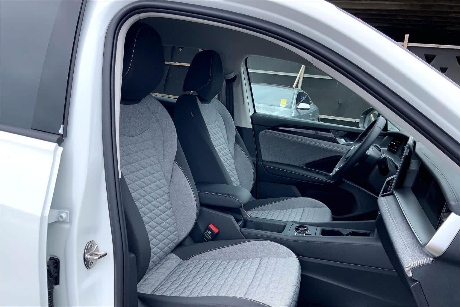 Thumbnail: 2026 Volkswagen Tiguan - 14