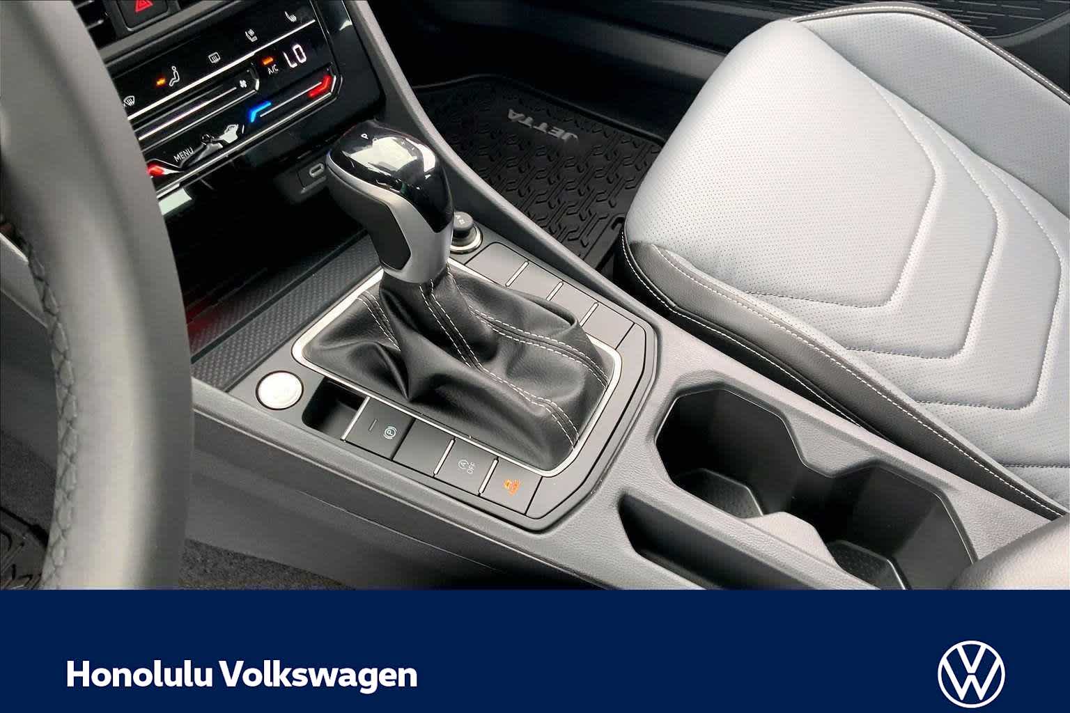 Thumbnail: 2026 Volkswagen Jetta - 17