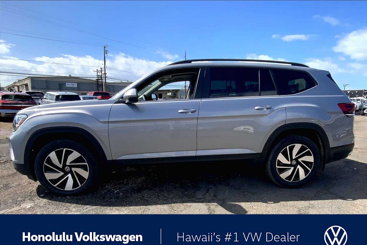 Thumbnail: 2026 Volkswagen Atlas - 3