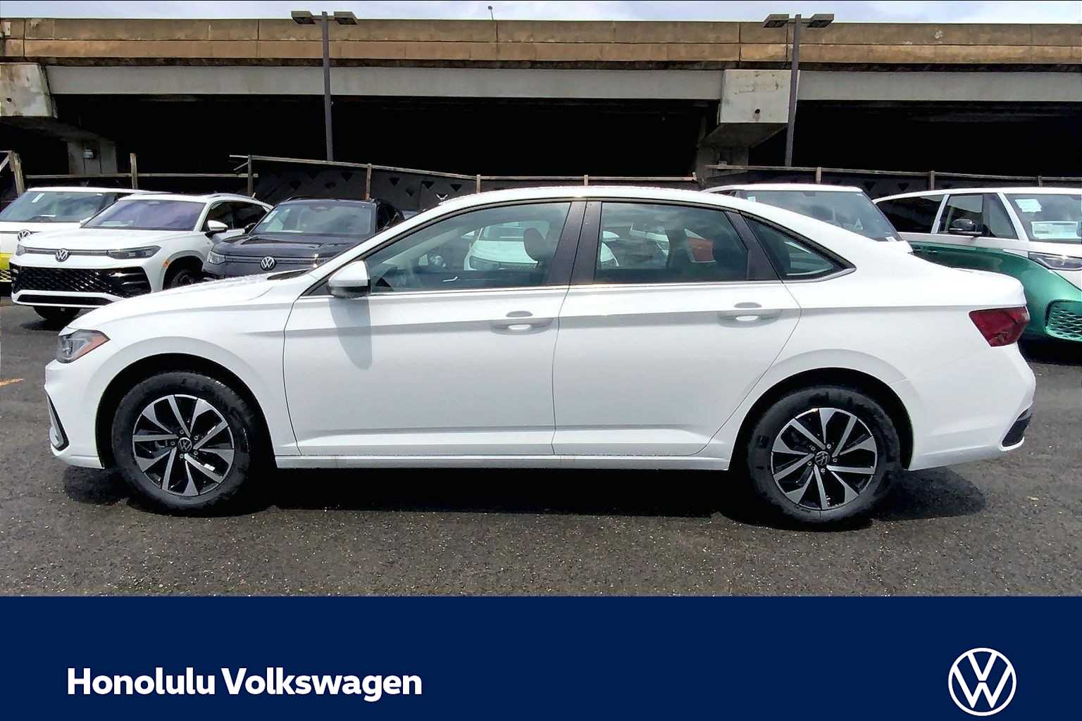 Thumbnail: 2026 Volkswagen Jetta - 3