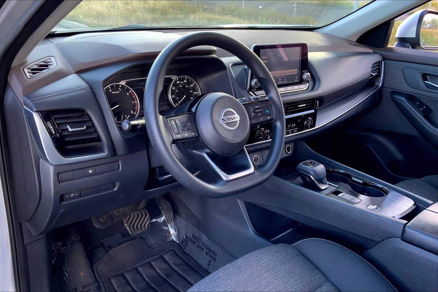 Used 2021 Nissan Rogue SV with VIN 5N1AT3BA9MC765338 for sale in Honolulu, HI