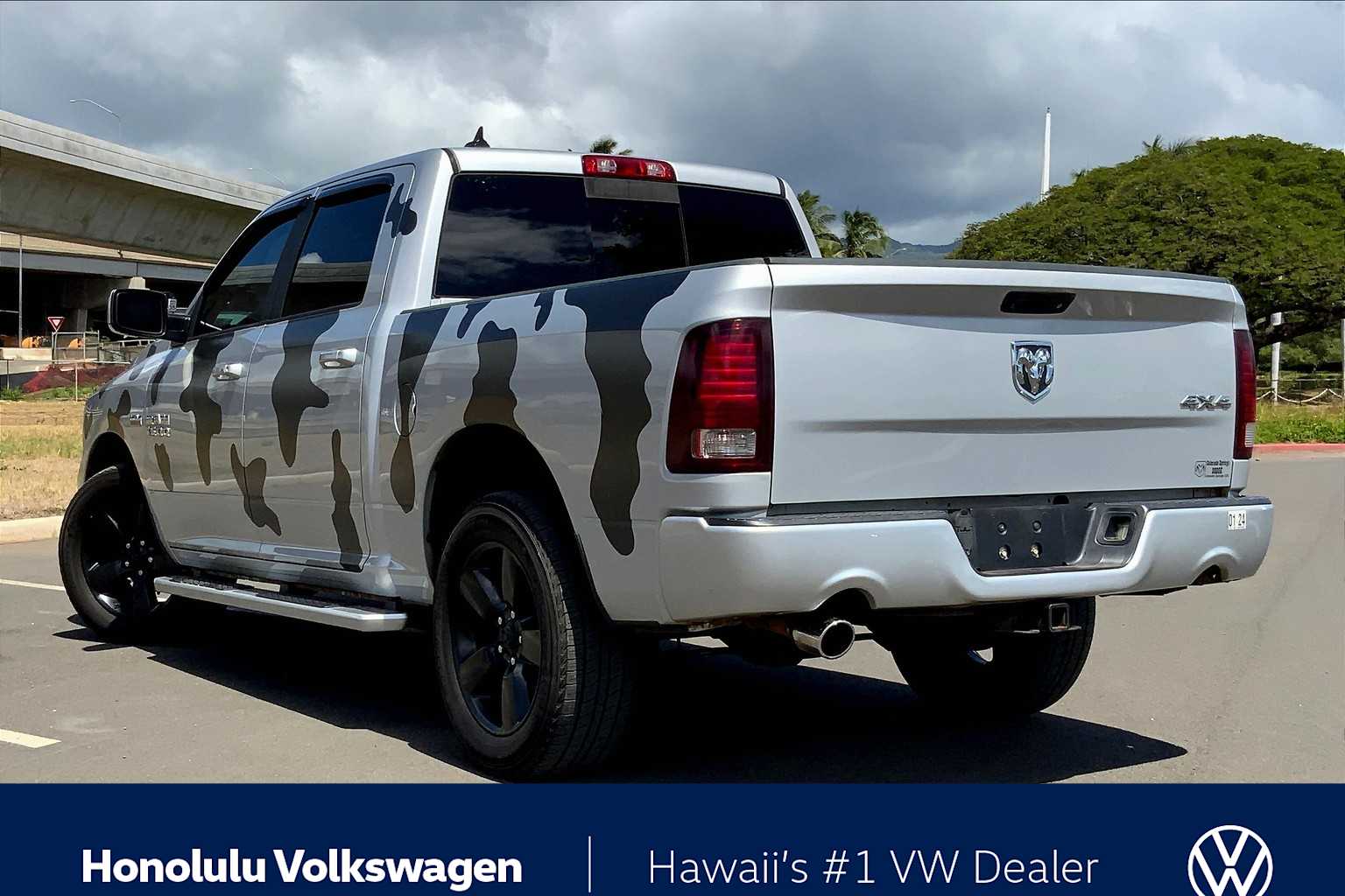 2017 Ram 1500 Sport photo 4