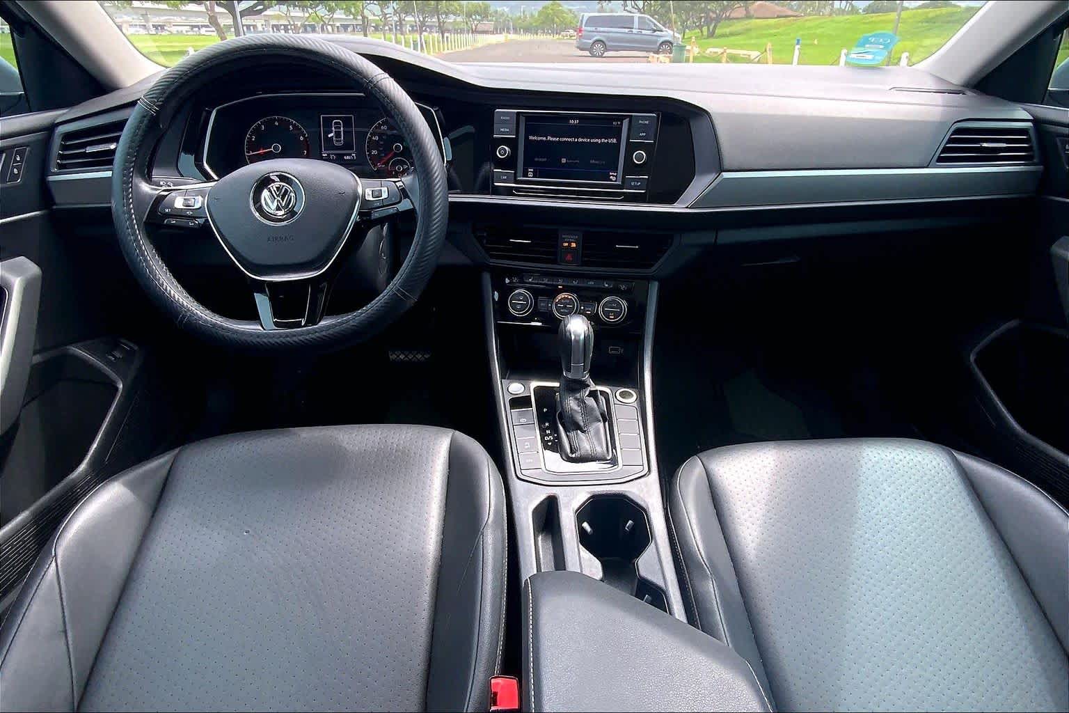 Thumbnail: 2019 Volkswagen Jetta - 10