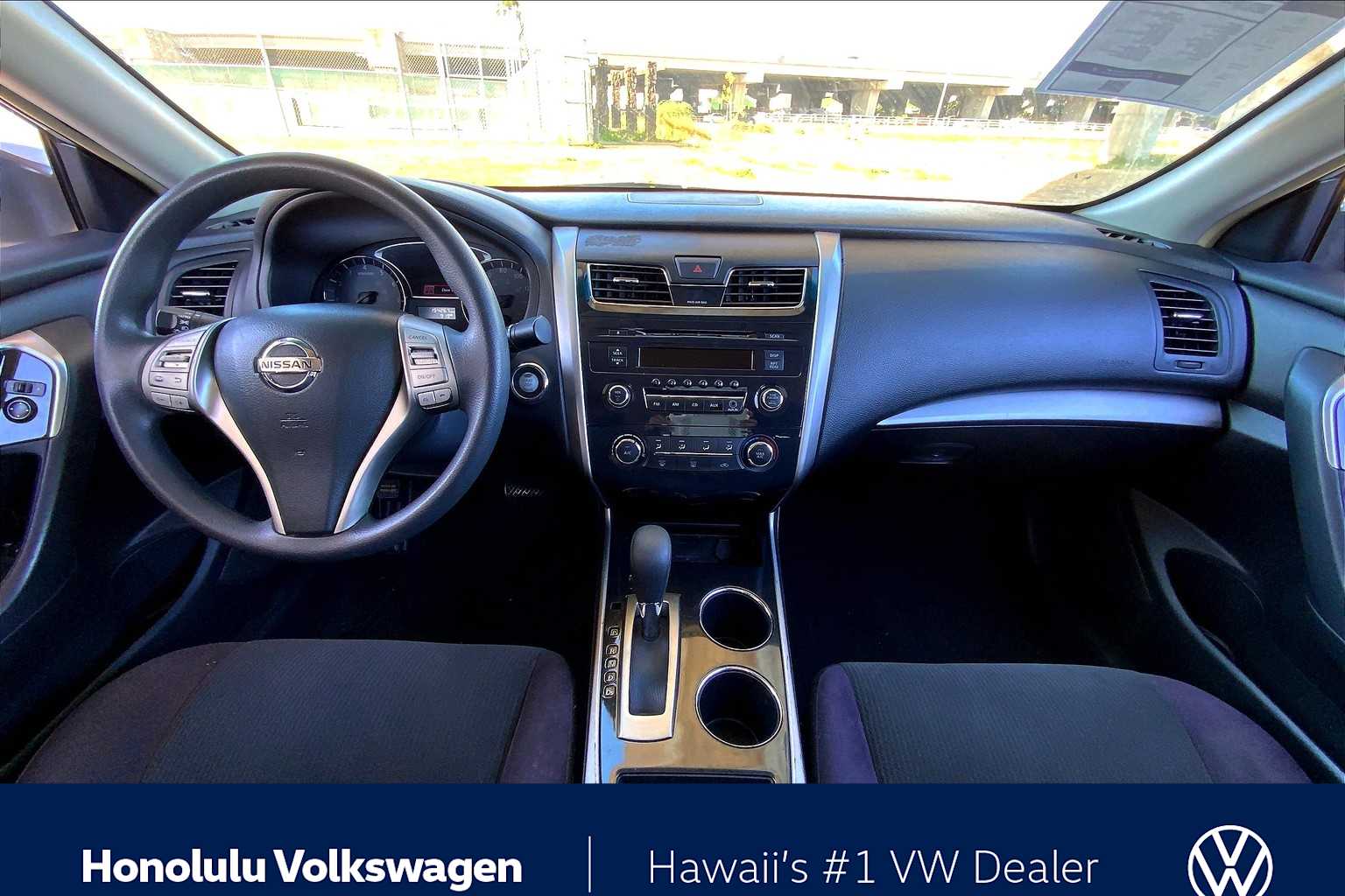 Thumbnail: 2013 Nissan Altima - 9