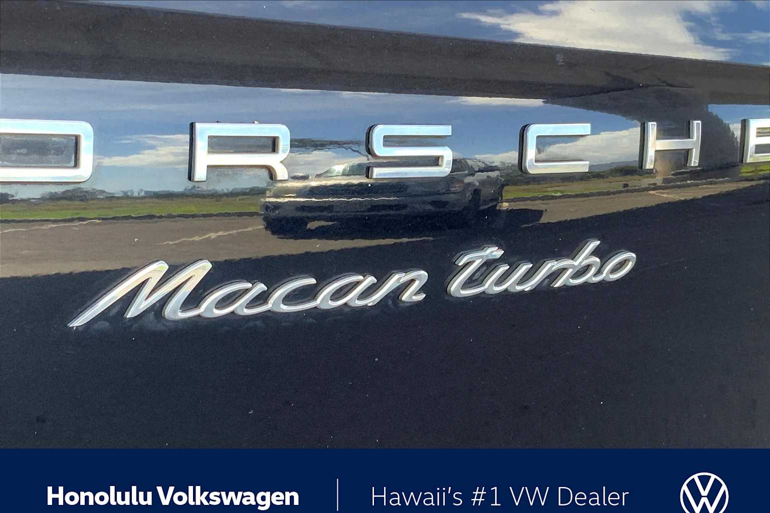 Thumbnail: 2015 Porsche Macan - 7