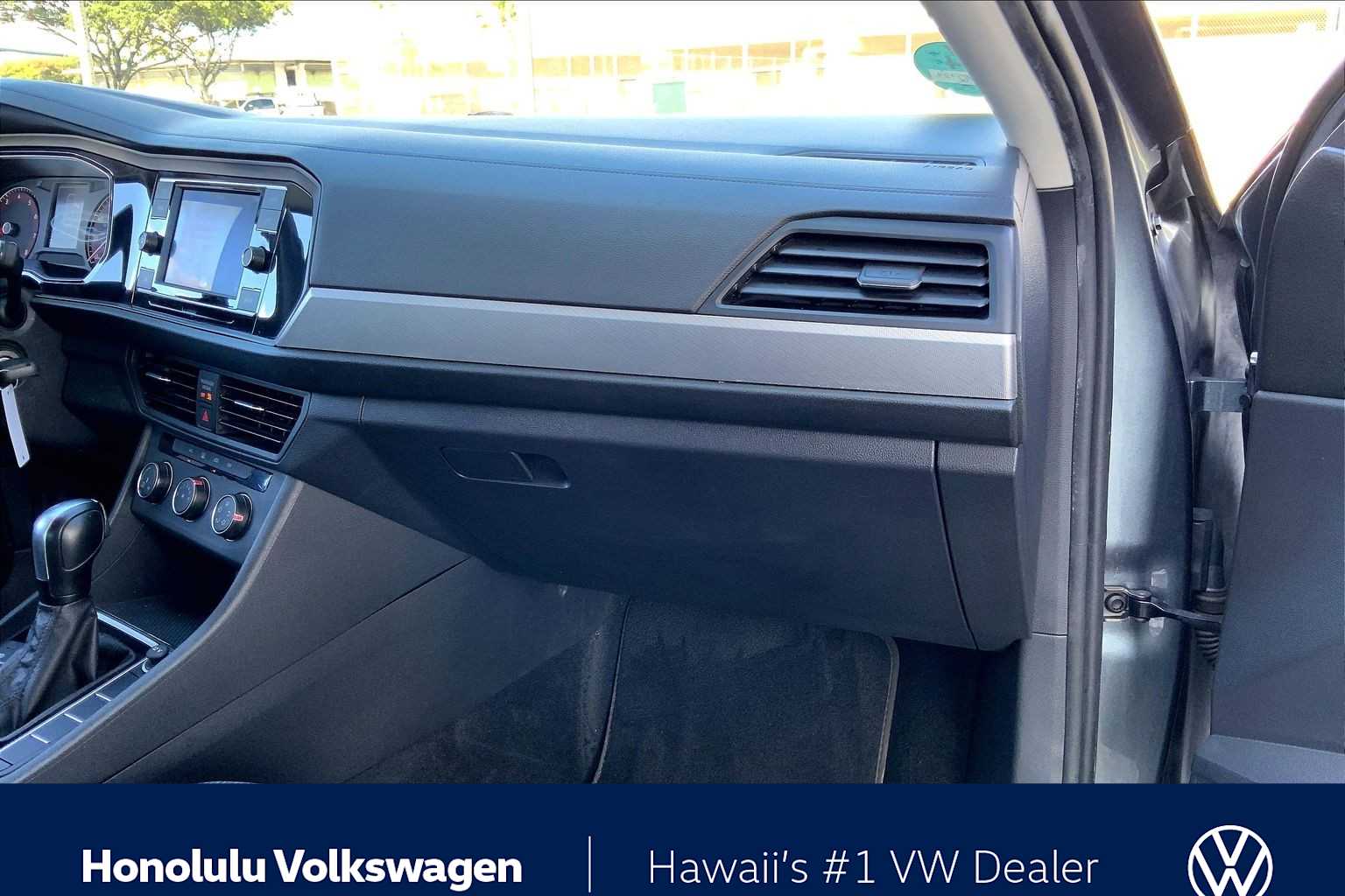 Thumbnail: 2019 Volkswagen Jetta - 22