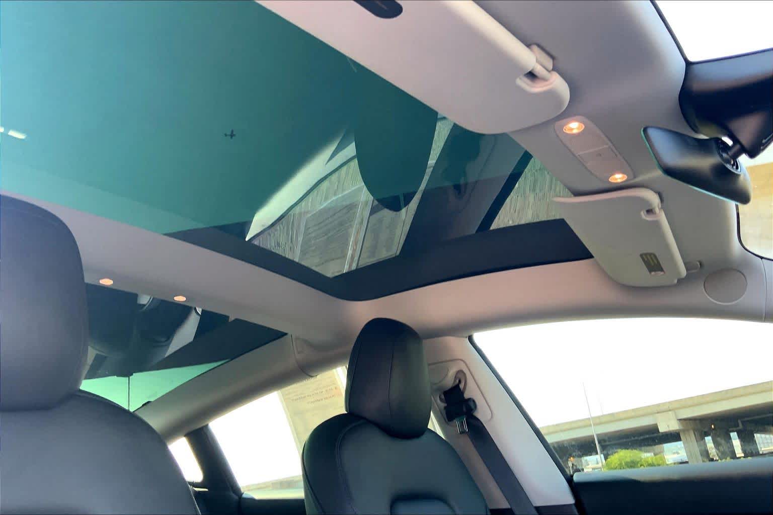 Thumbnail: 2021 Tesla Model 3 - 30