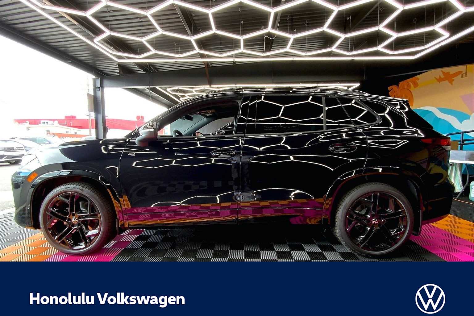 Thumbnail: 2026 Volkswagen Tiguan - 3