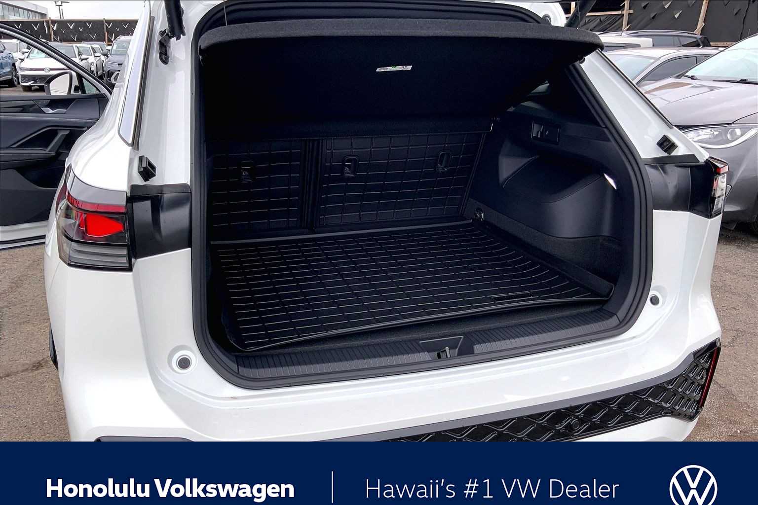 Thumbnail: 2026 Volkswagen Tiguan - 19