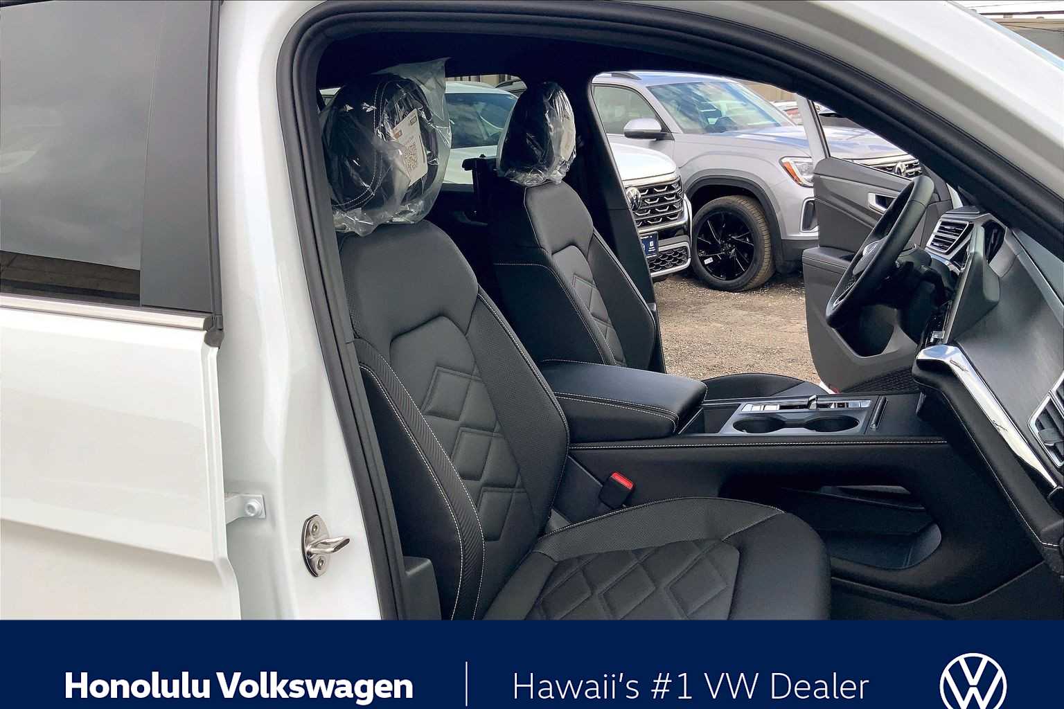 Thumbnail: 2026 Volkswagen Atlas - 14