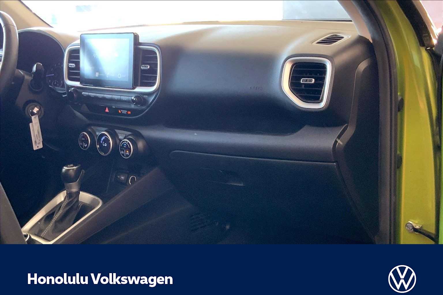 Thumbnail: 2022 Hyundai Venue - 22