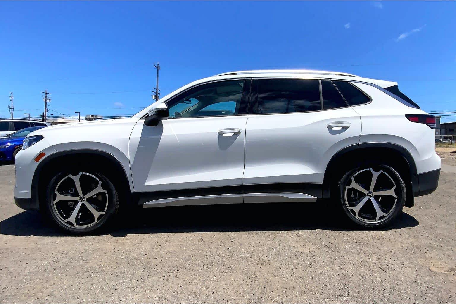 Thumbnail: 2026 Volkswagen Tiguan - 3