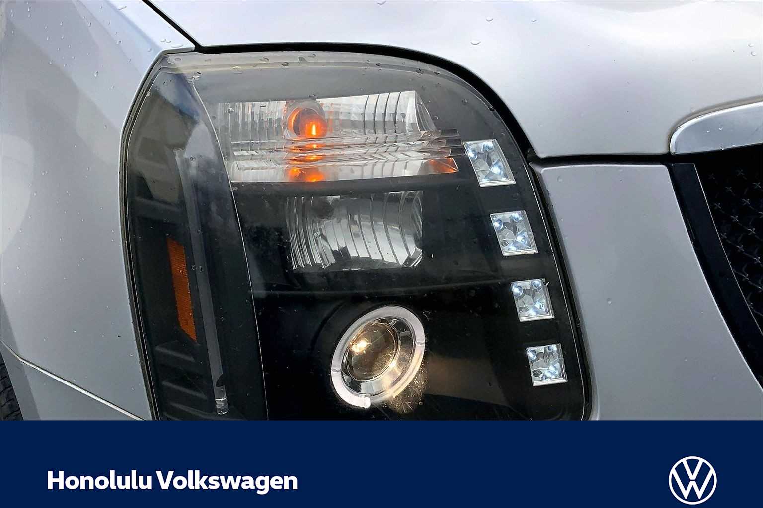 Thumbnail: 2011 GMC Yukon - 31