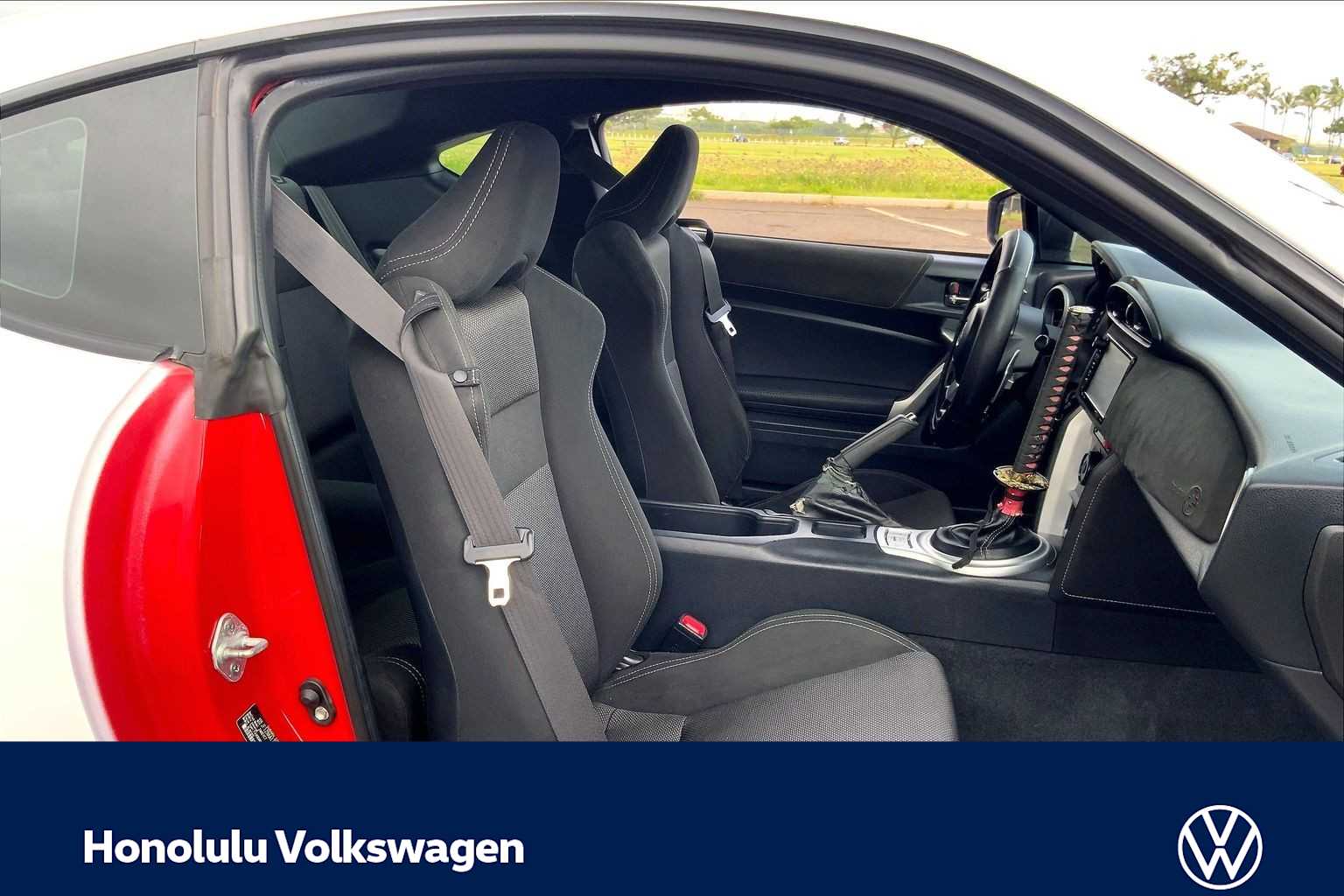 Thumbnail: 2017 Toyota 86 - 12