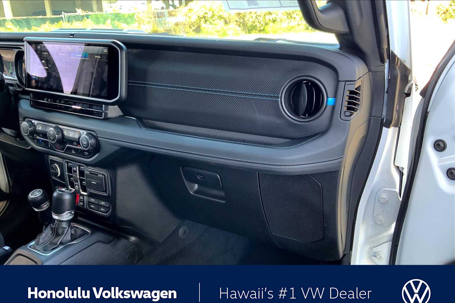 Thumbnail: 2024 Jeep Wrangler - 22