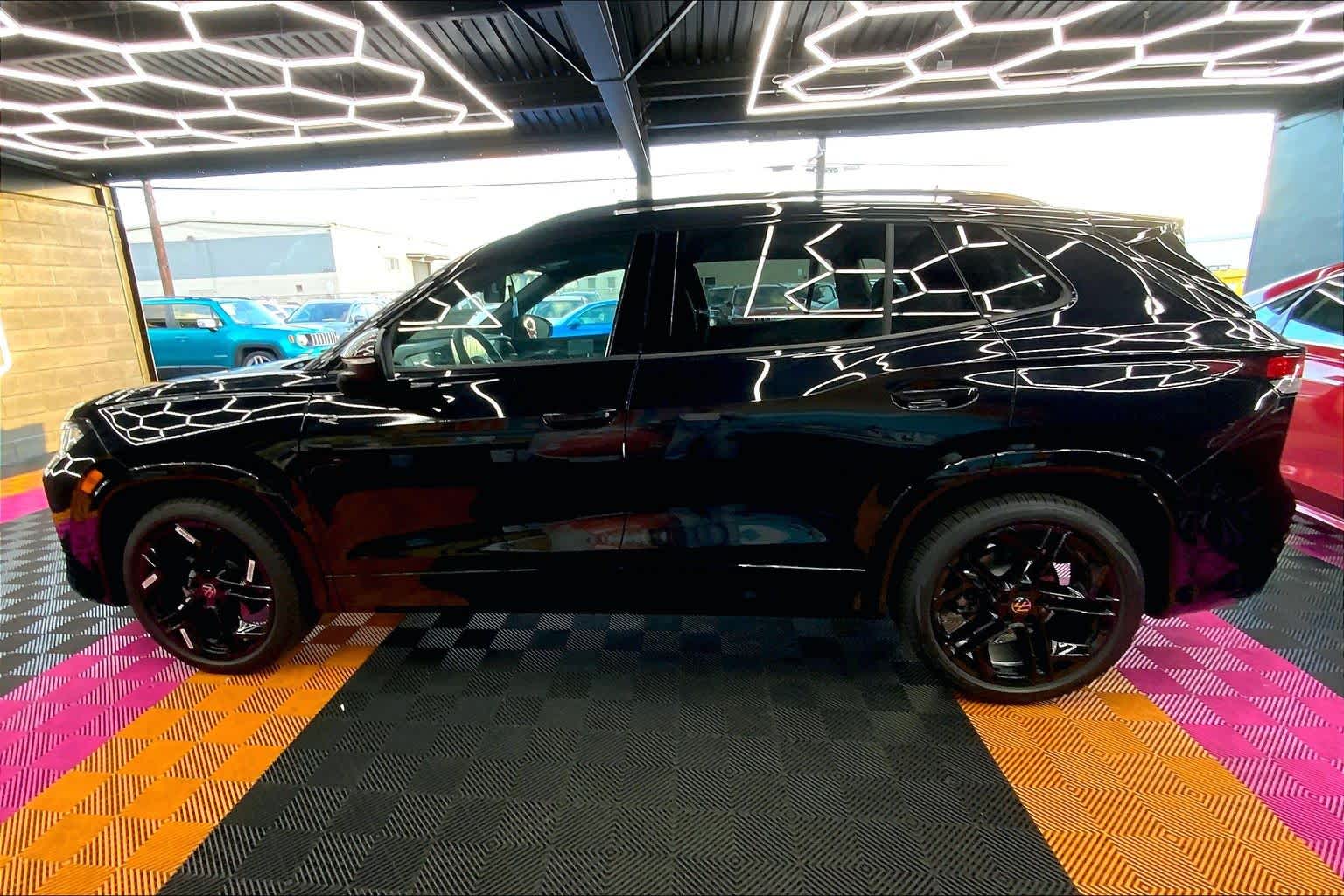 Thumbnail: 2026 Volkswagen Tiguan - 3