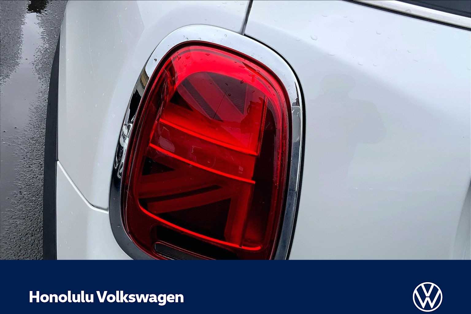 Thumbnail: 2023 MINI Cooper Hardtop - 32