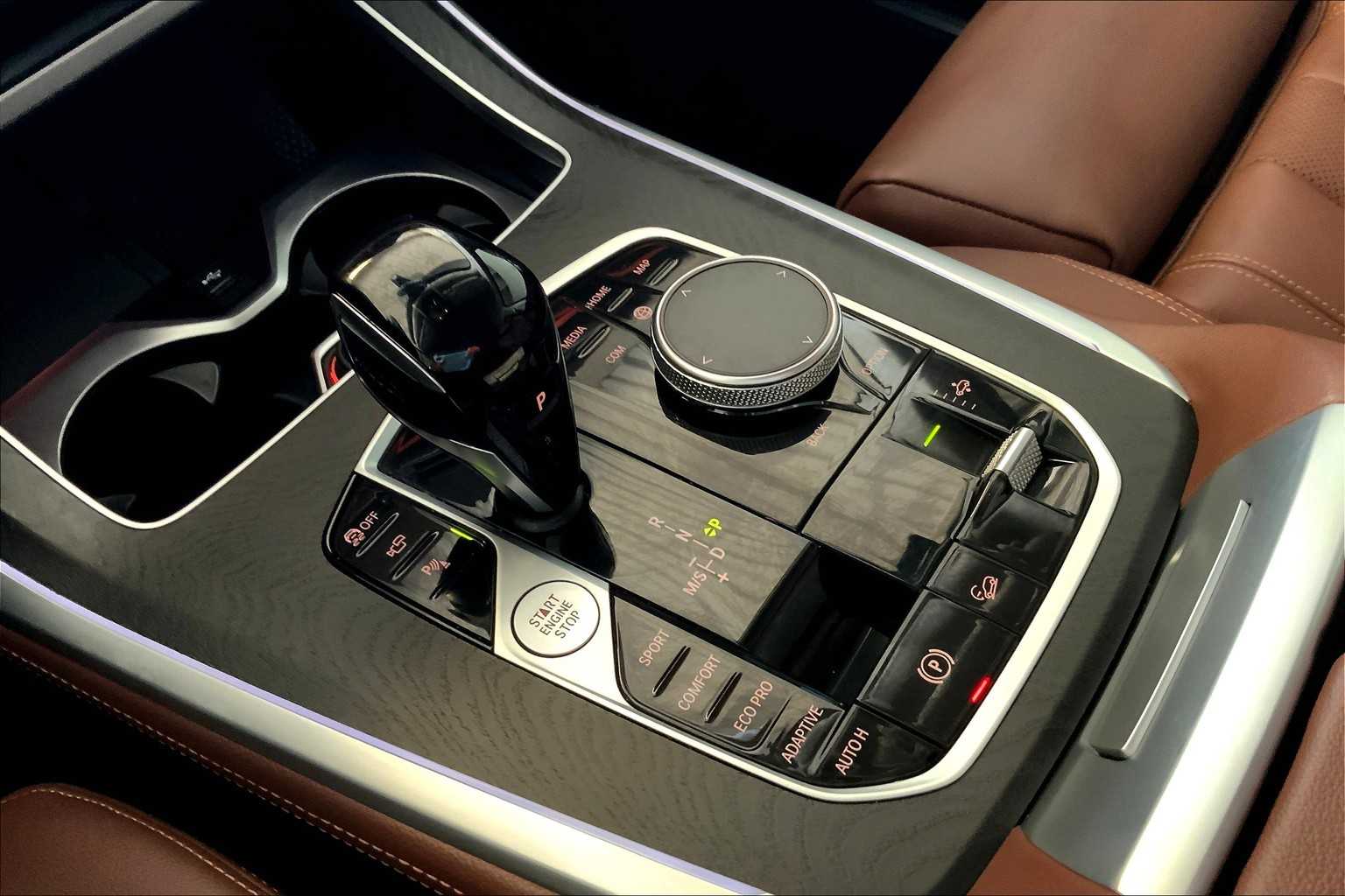 2022 BMW X7 xDrive40i 15