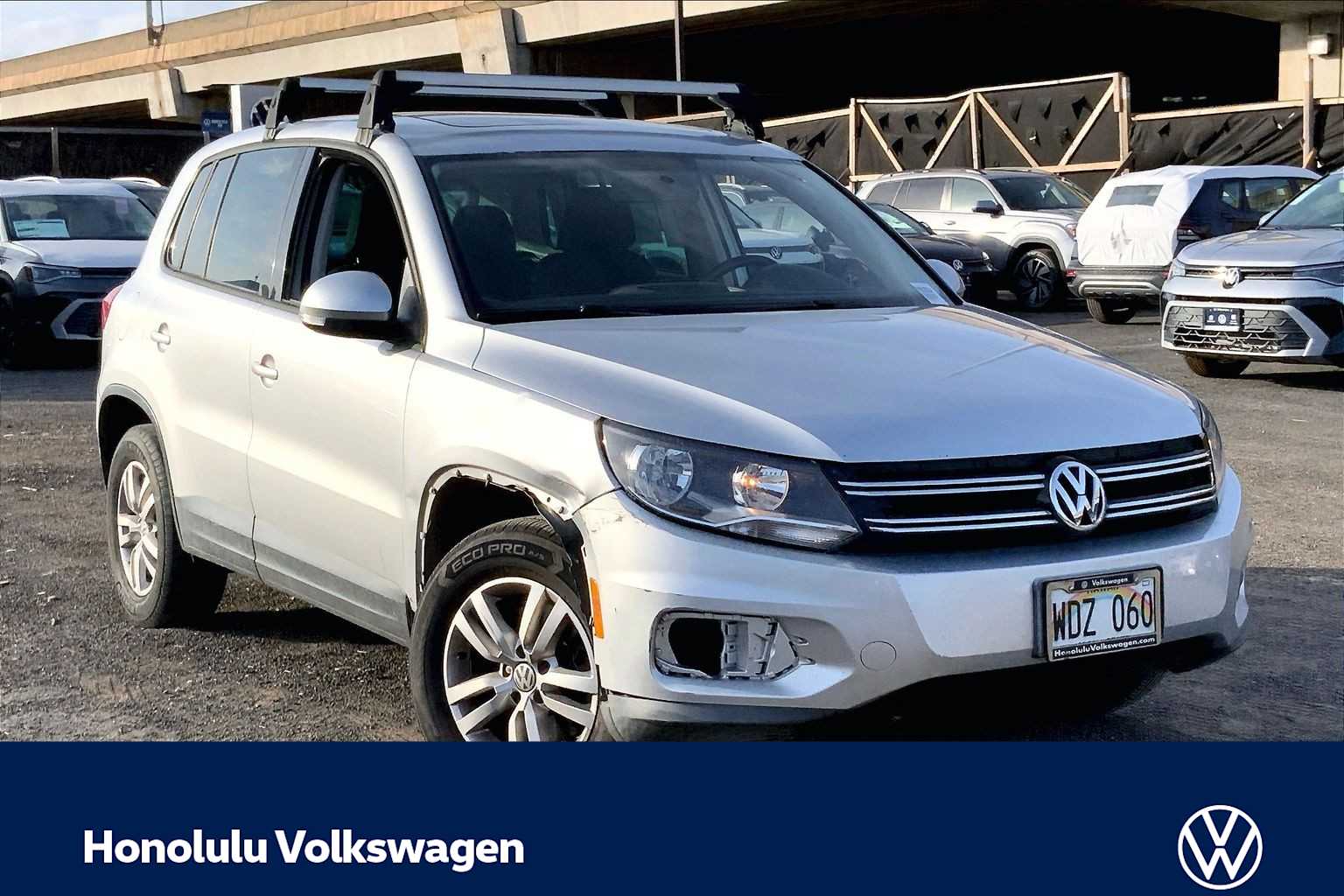 Thumbnail: 2013 Volkswagen Tiguan - 20