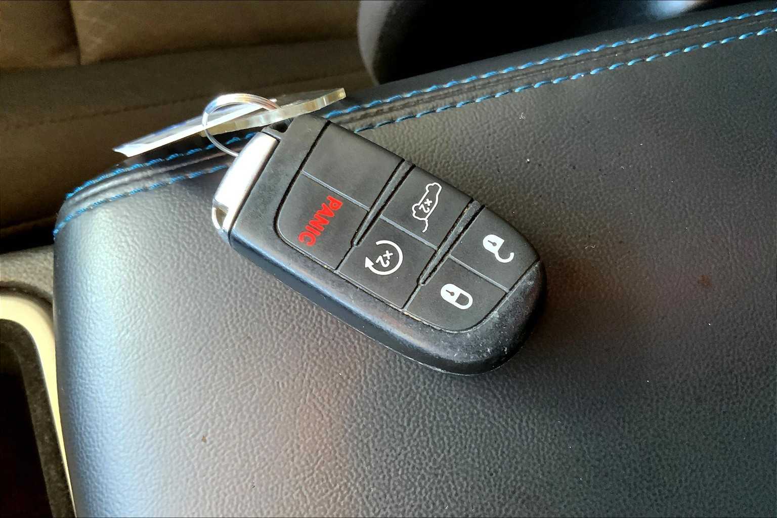 Thumbnail: 2019 Jeep Grand Cherokee - 18