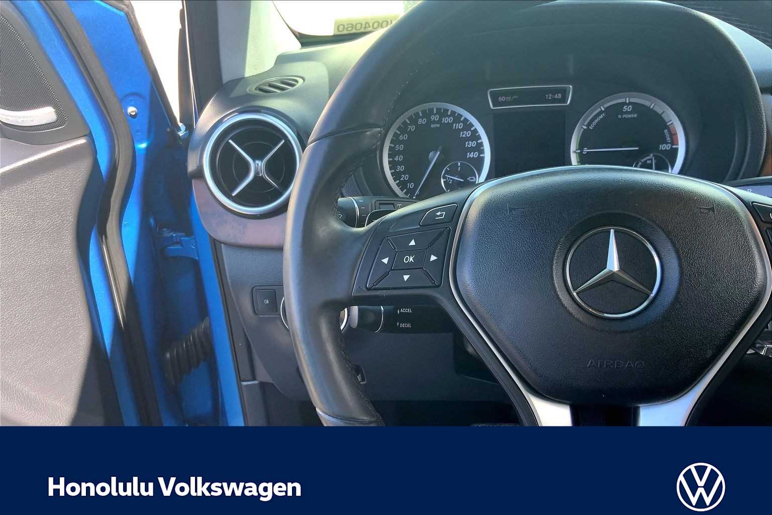 Thumbnail: 2014 Mercedes-Benz B-Class - 23