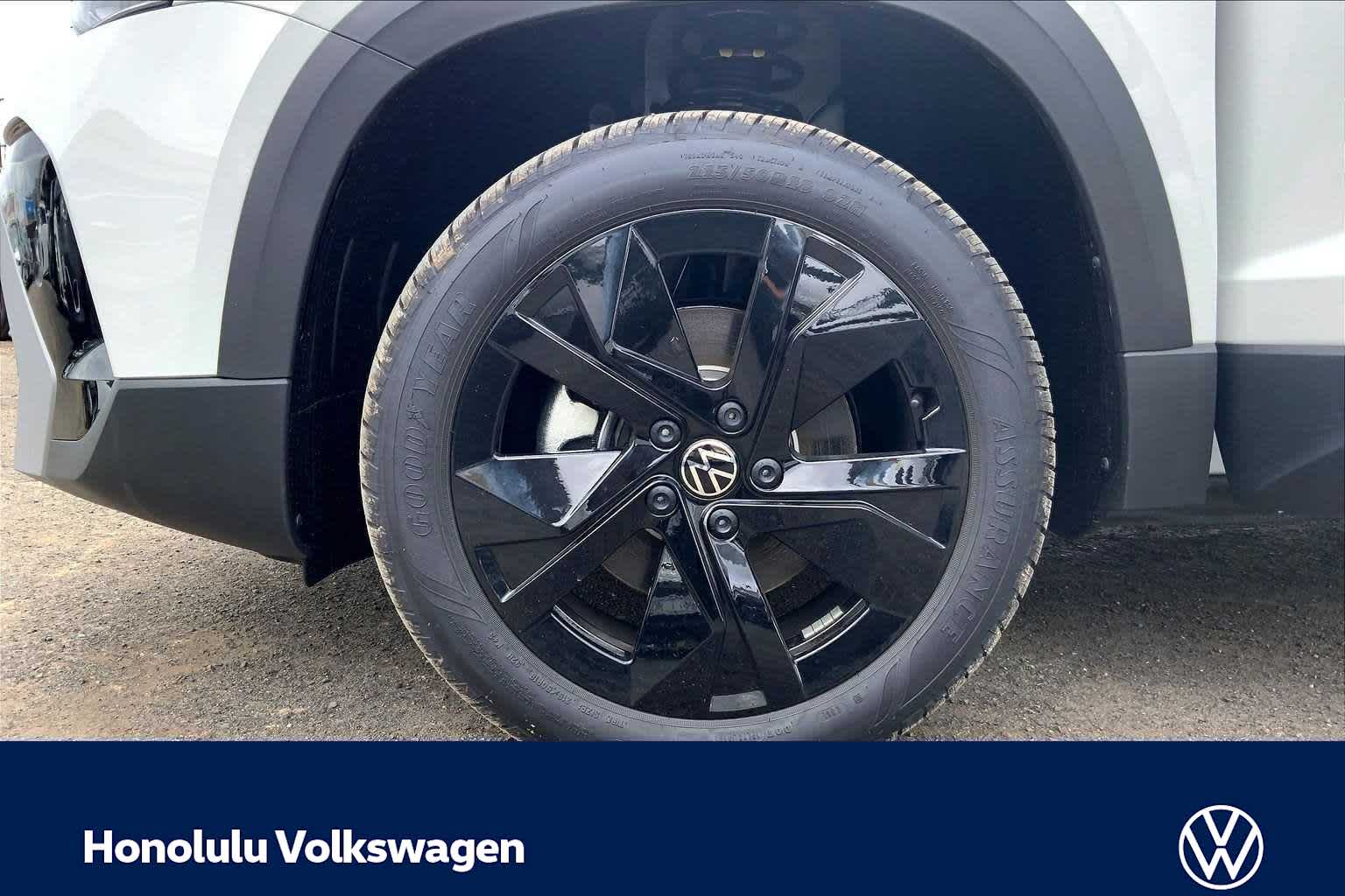 Thumbnail: 2026 Volkswagen Taos - 8