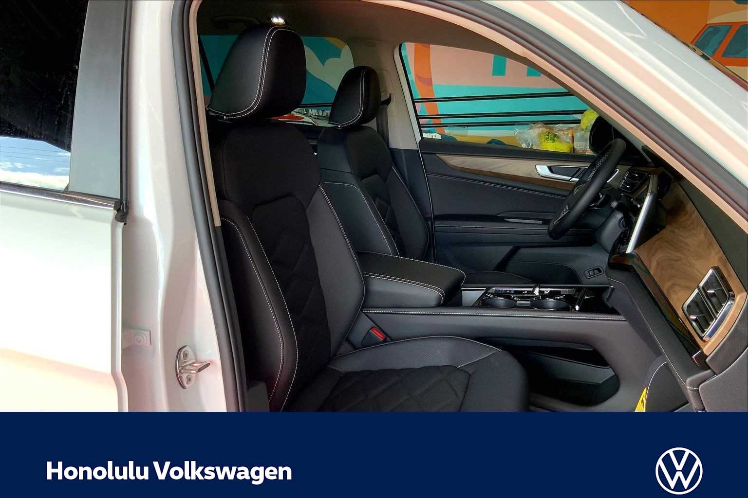 Thumbnail: 2026 Volkswagen Atlas - 14