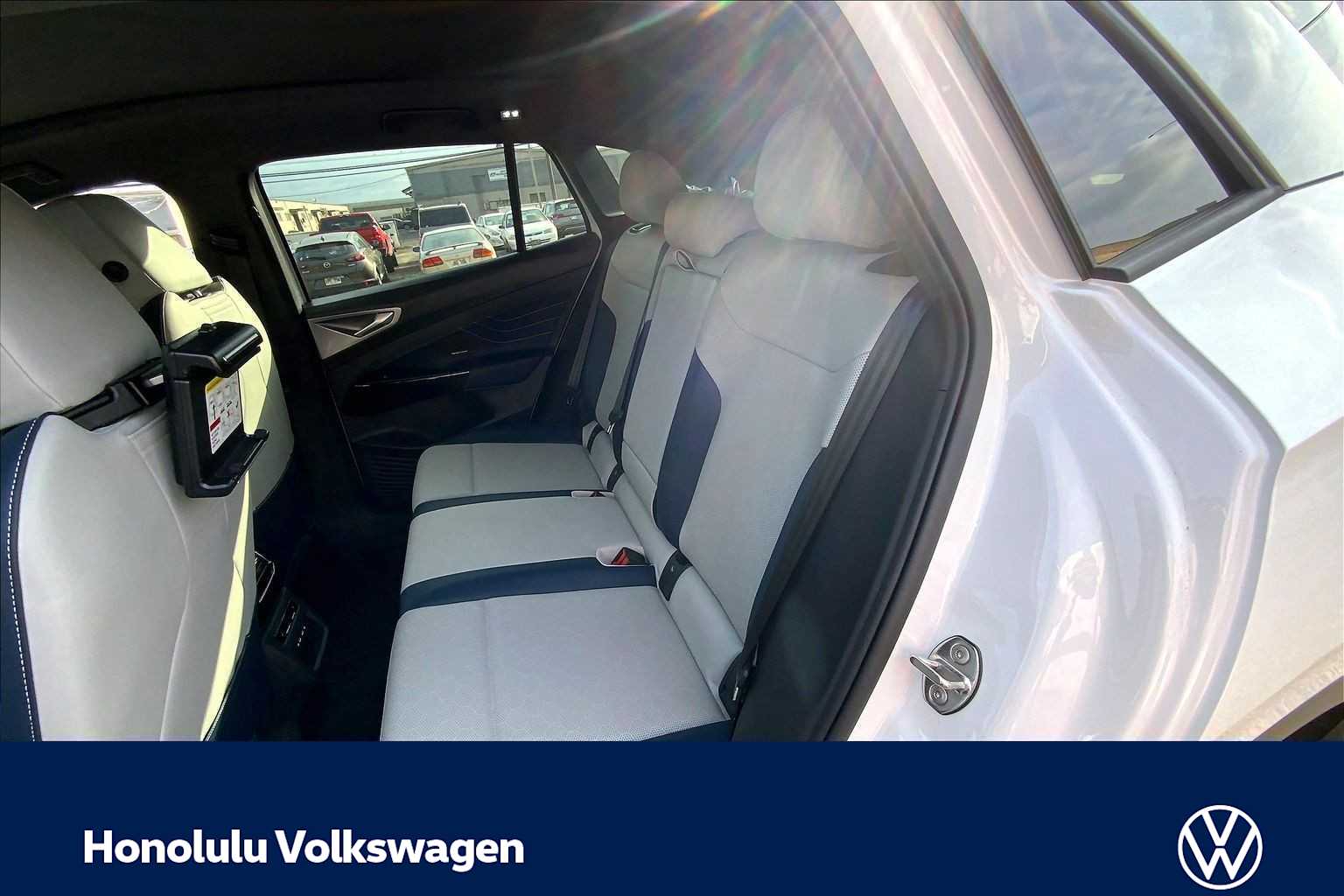 Thumbnail: 2025 Volkswagen ID.4 - 13