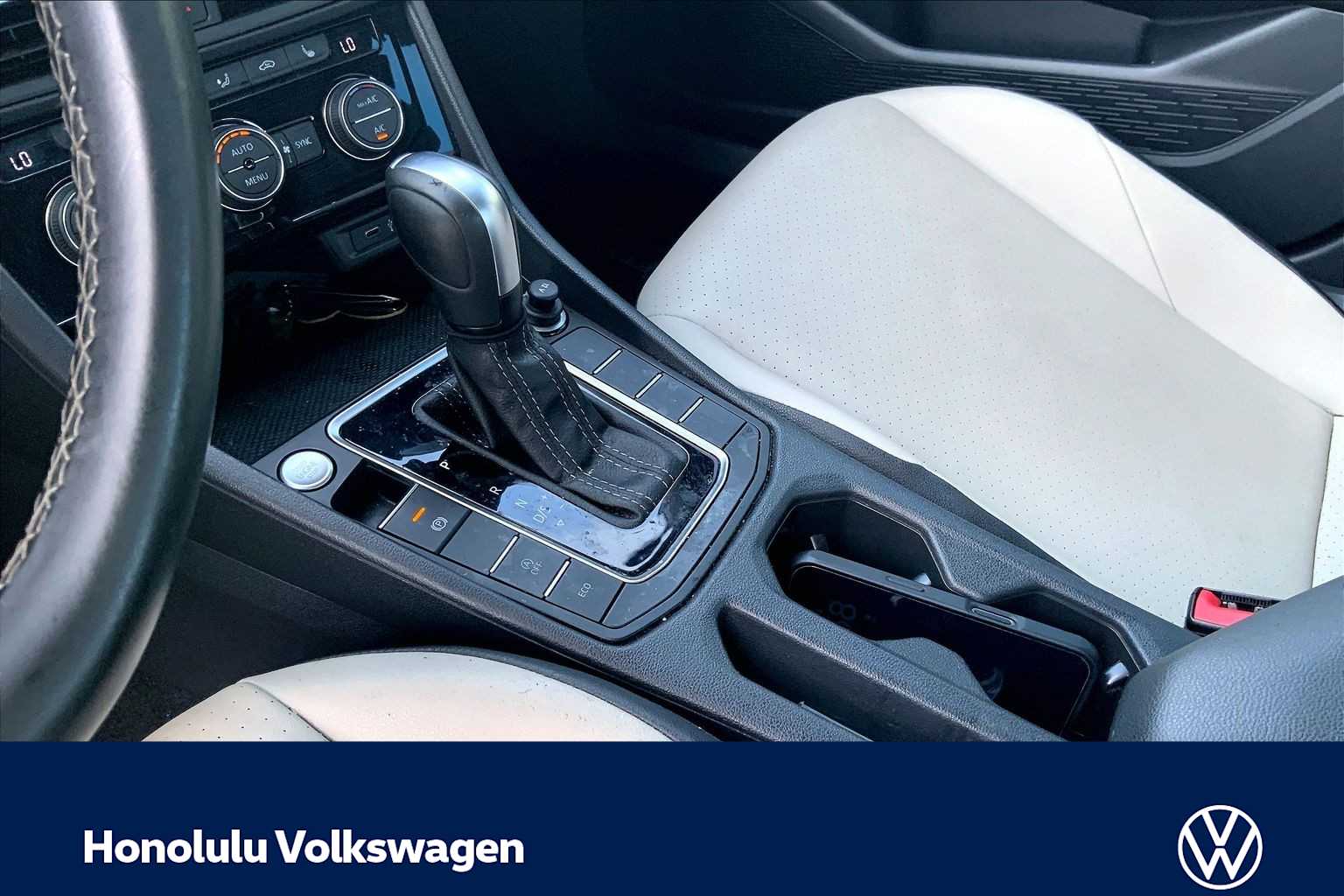 Thumbnail: 2021 Volkswagen Jetta - 15