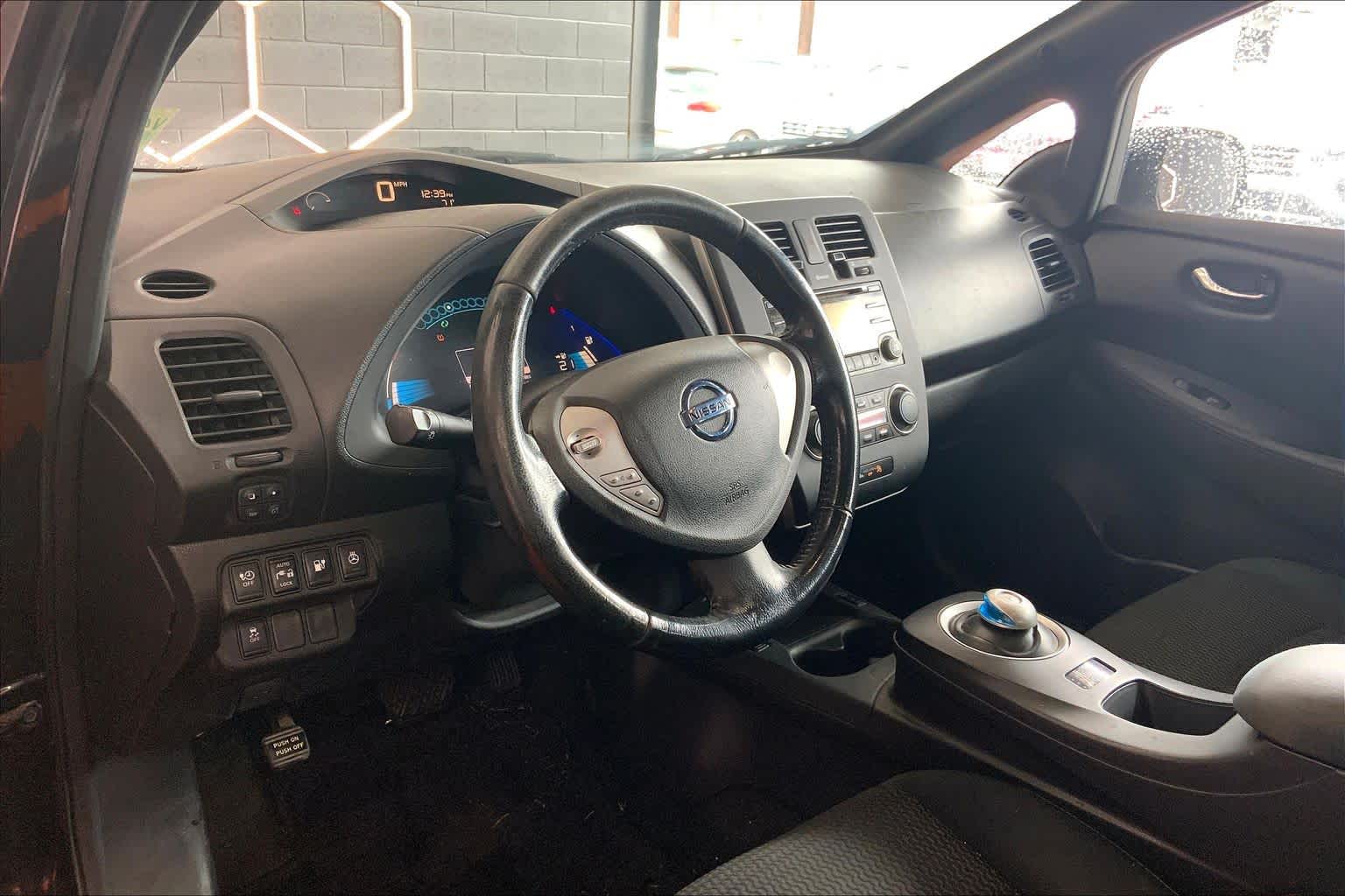 Used 2013 Nissan LEAF S with VIN 1N4AZ0CPXDC416506 for sale in Honolulu, HI
