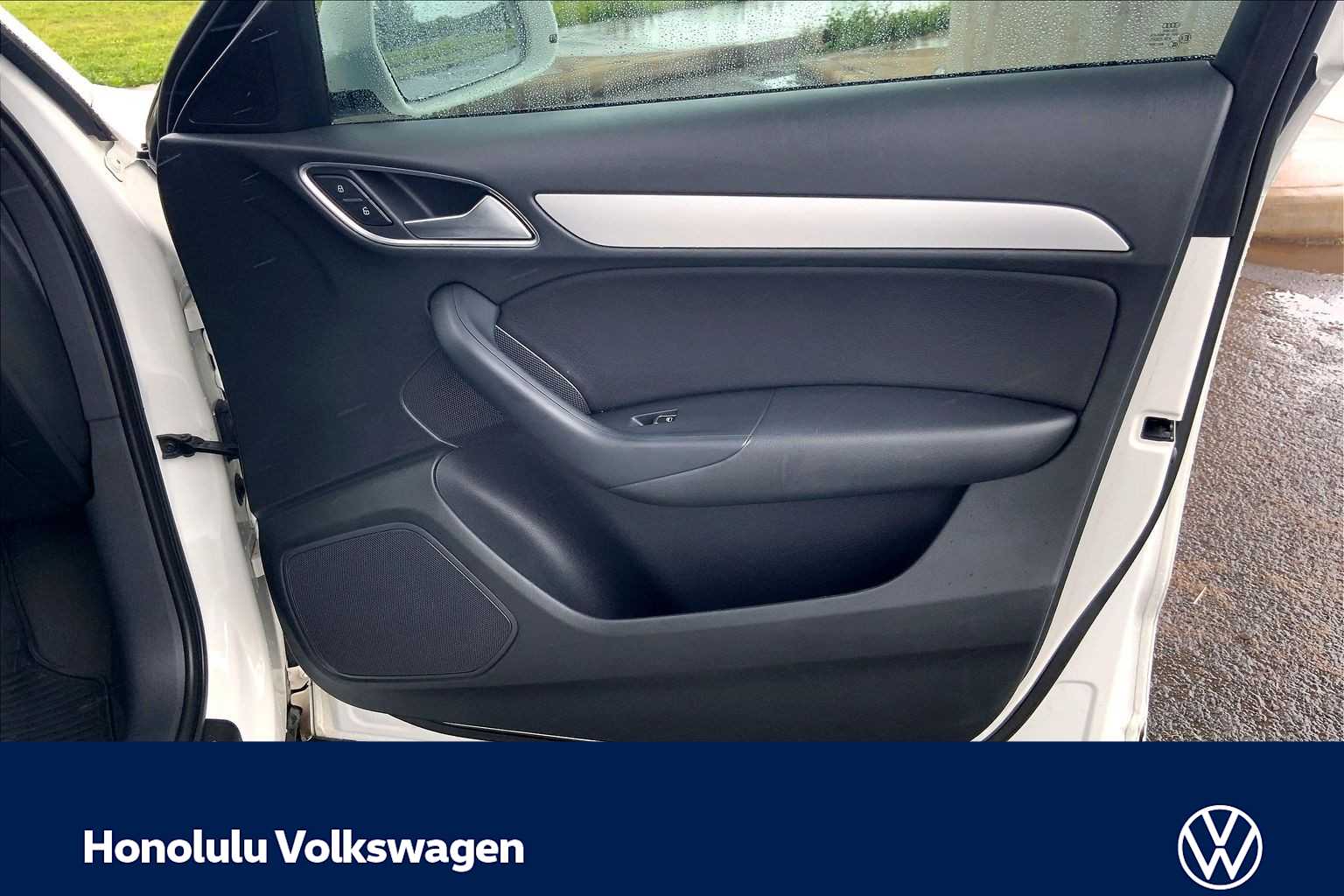 Thumbnail: 2018 Audi Q3 - 28