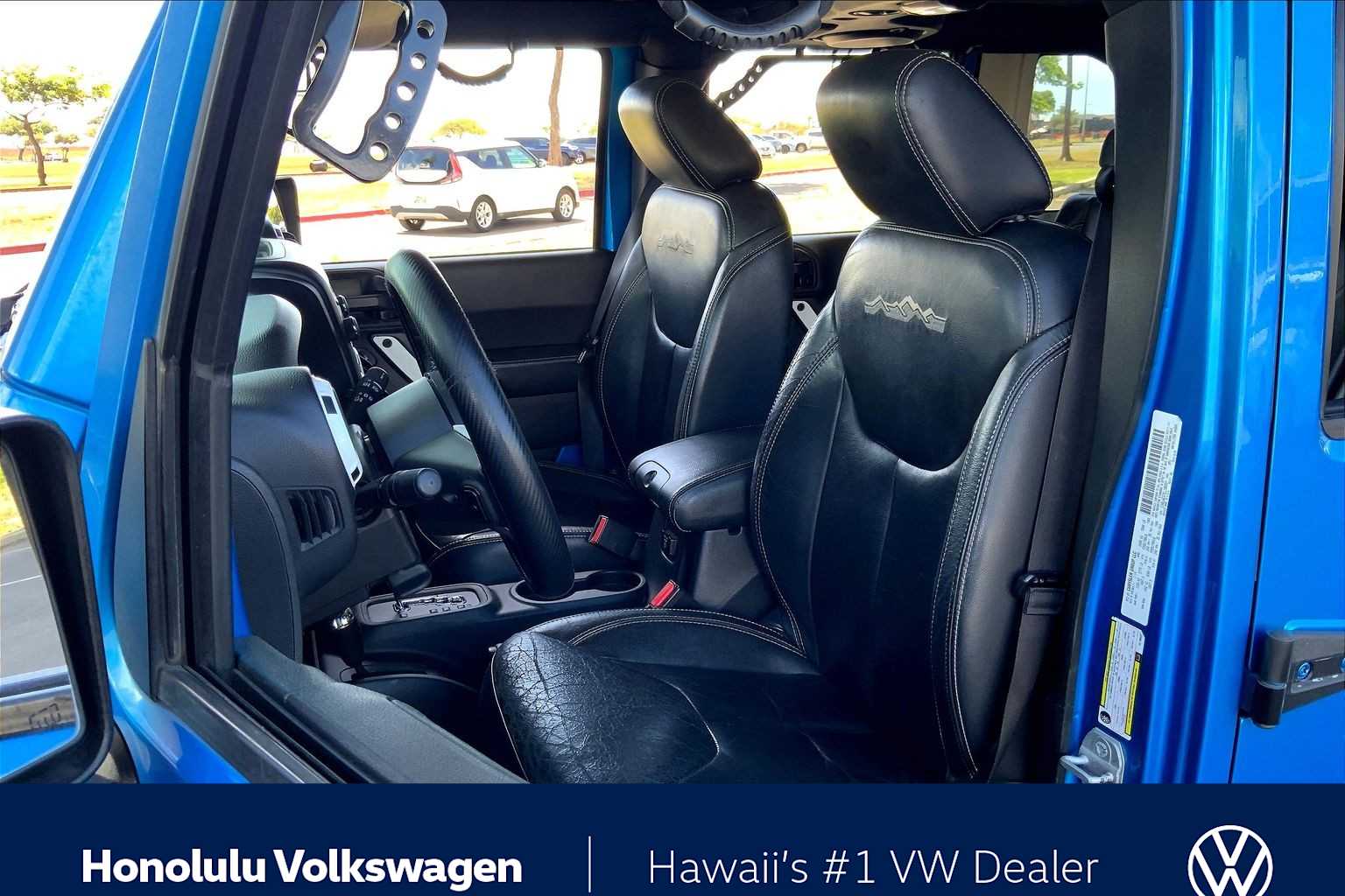 Thumbnail: 2014 Jeep Wrangler - 10
