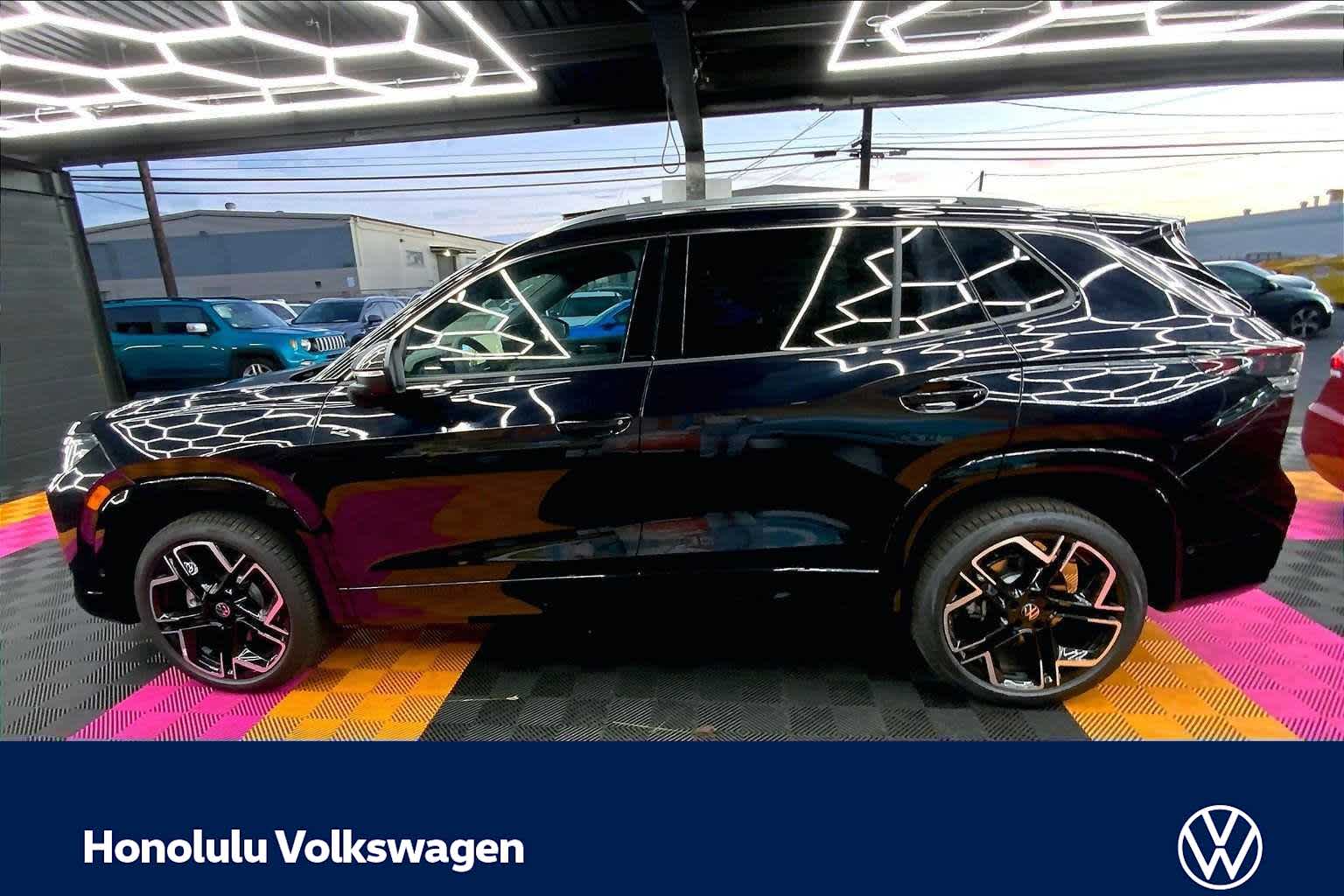 Thumbnail: 2026 Volkswagen Tiguan - 3