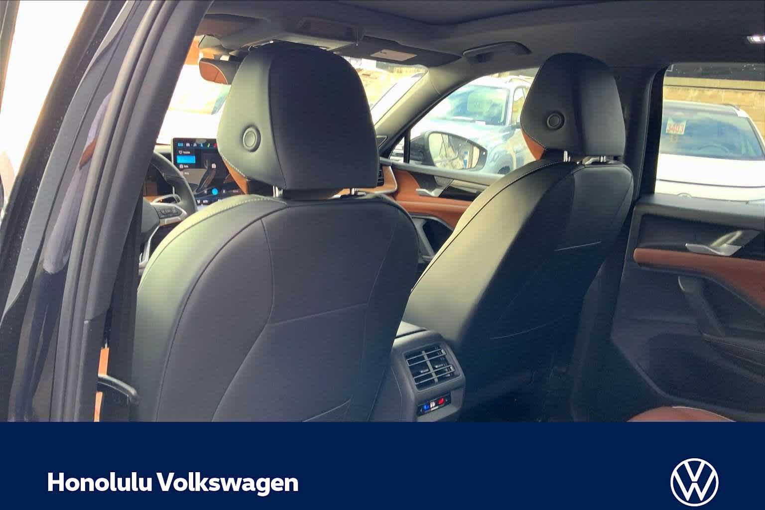 Thumbnail: 2026 Volkswagen Tiguan - 12