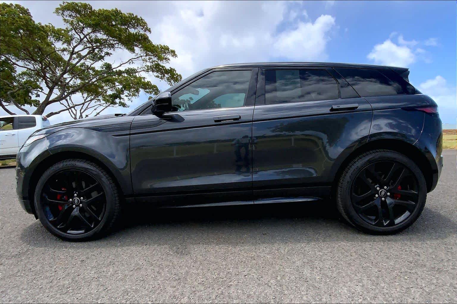 Thumbnail: 2023 Land Rover Range Rover Evoque - 2