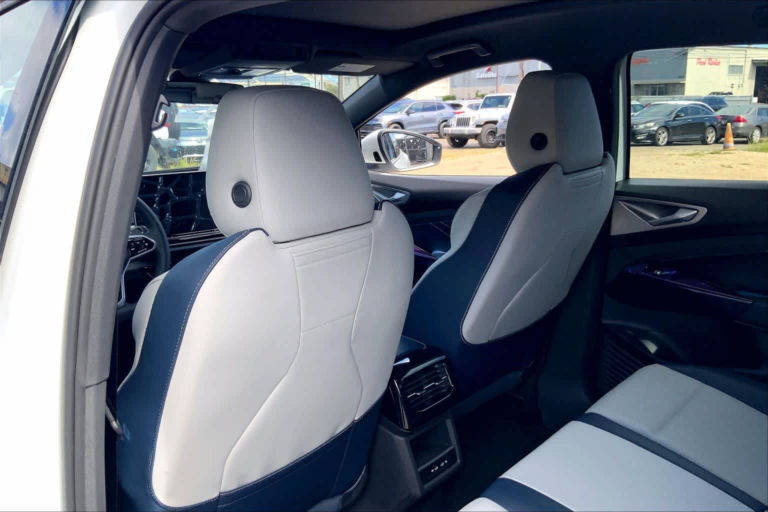 Thumbnail: 2026 Volkswagen ID.4 - 12