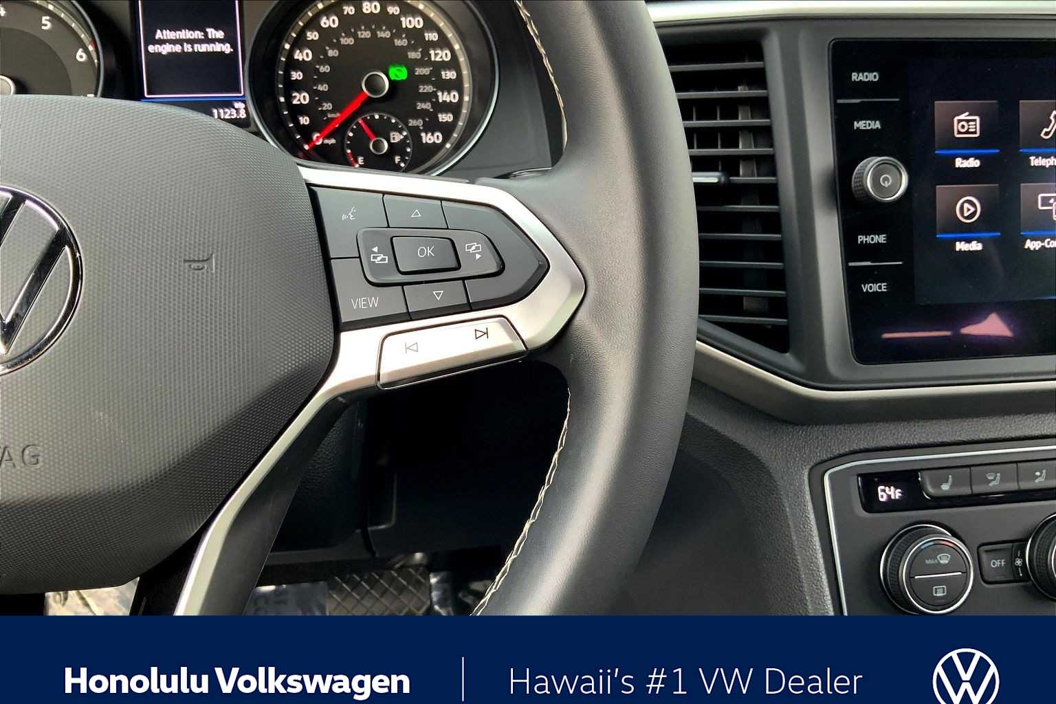 Thumbnail: 2021 Volkswagen Atlas - 24