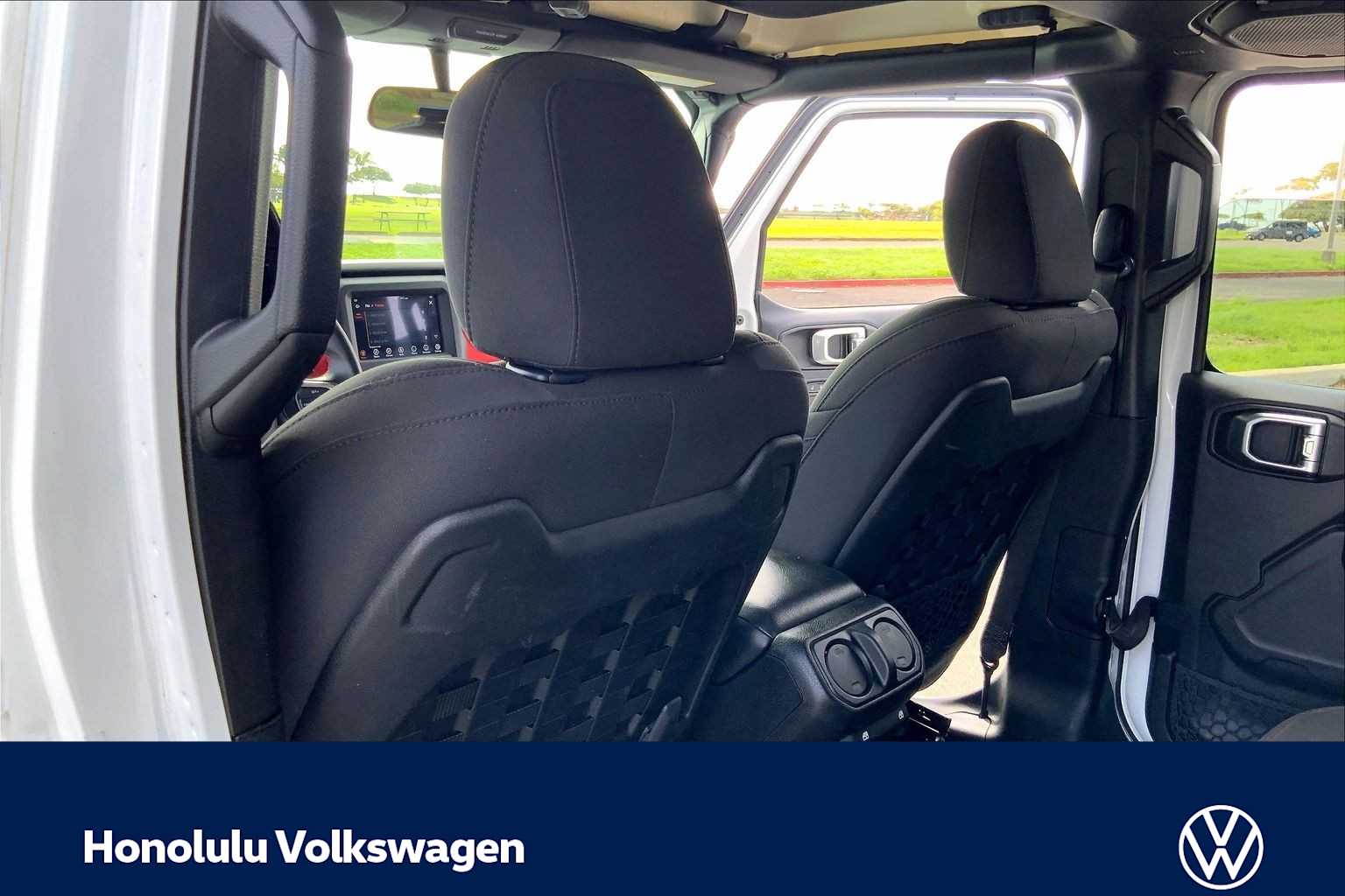 Thumbnail: 2020 Jeep Wrangler - 12