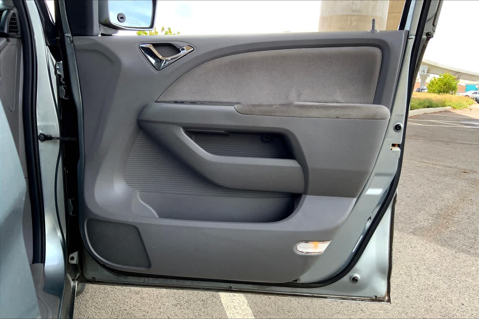 Thumbnail: 2010 Honda Odyssey - 27