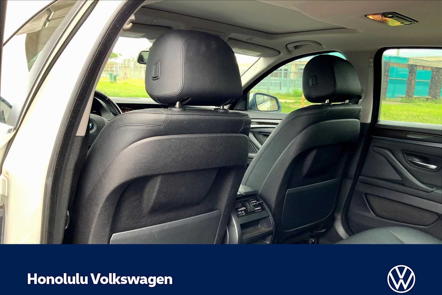 Thumbnail: 2016 BMW 5 Series - 12