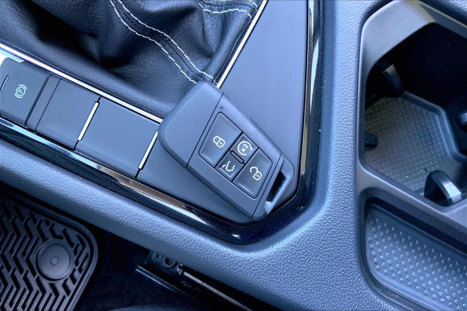 Thumbnail: 2026 Volkswagen Taos - 20